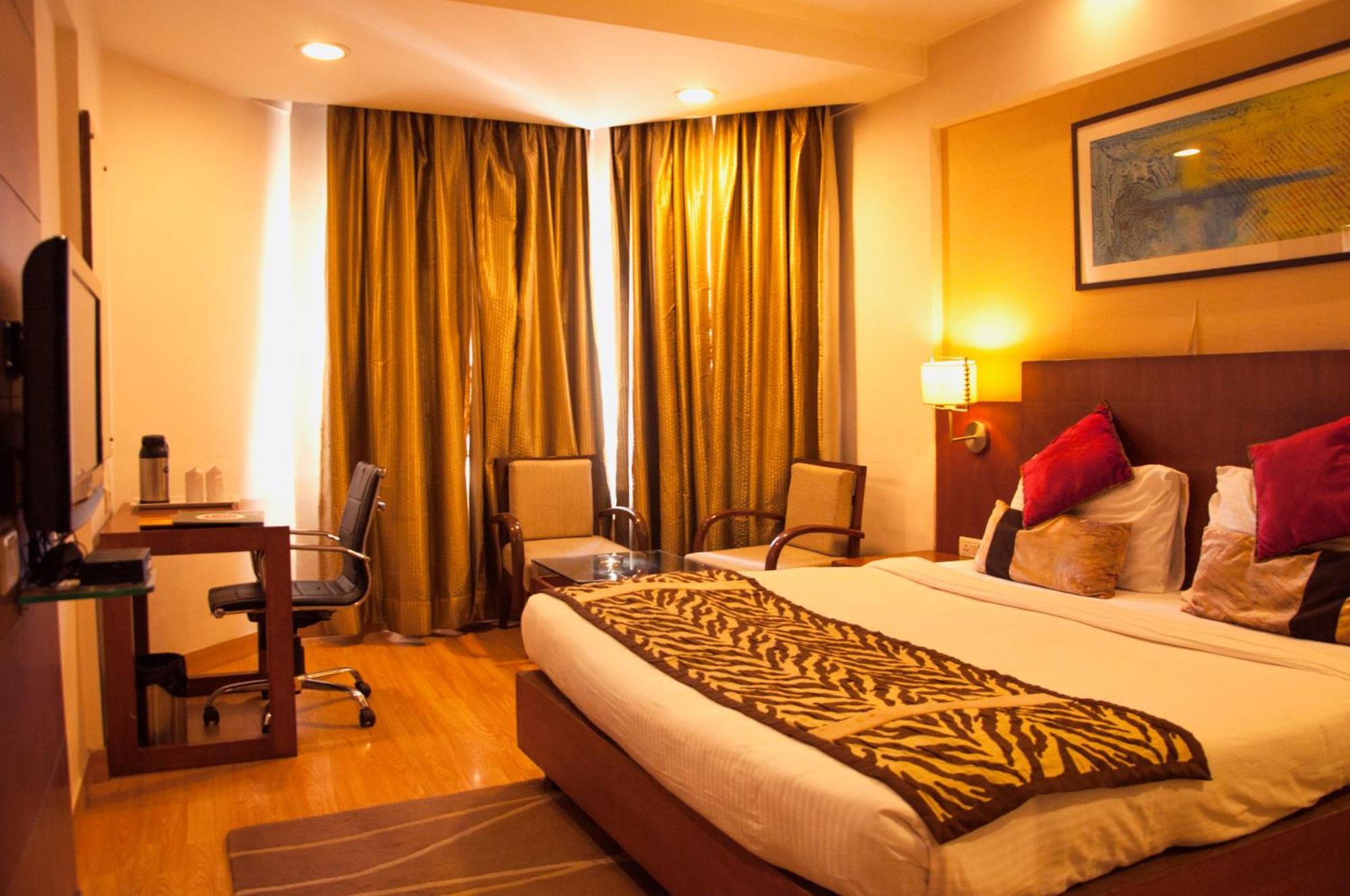 Hotel Gwalior Regency Ngoại thất bức ảnh