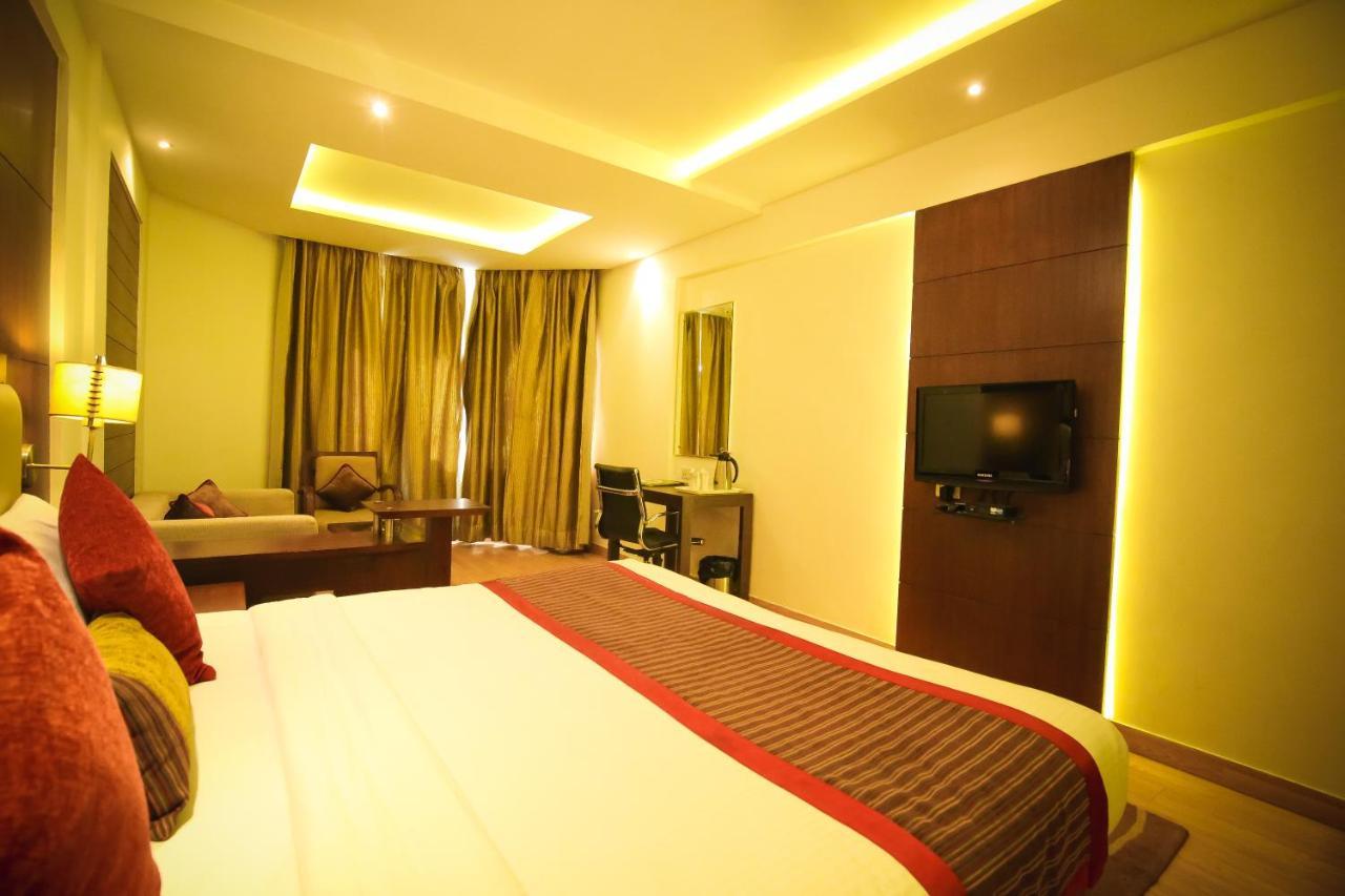 Hotel Gwalior Regency Ngoại thất bức ảnh
